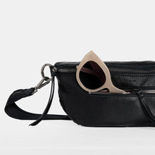 Load image into Gallery viewer, Charles Crossbody Med Black/Gunmetal