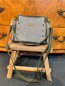 Bryant Medium Meadow Weave G
