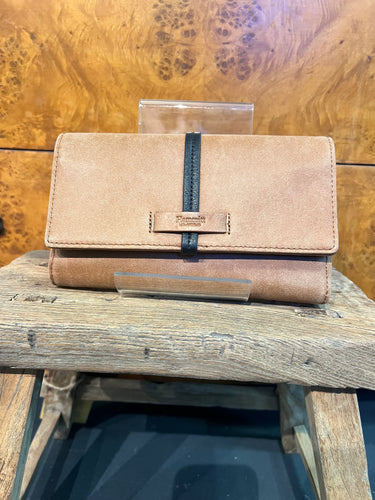Benjamin Wallet Saddle