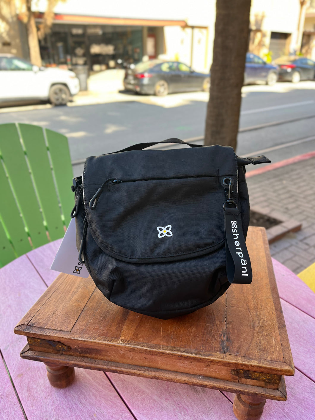 Milli | Mini Messenger bag Black