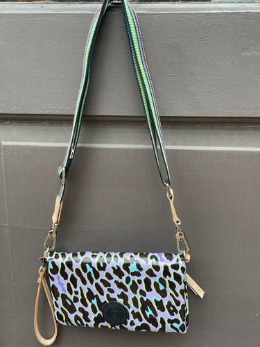 Uptown Crossbody DeeDee