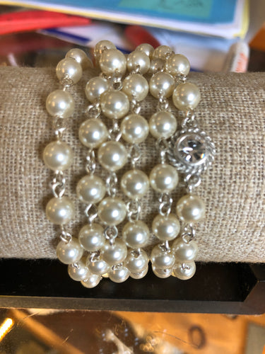 Magdalena Pearl Lux 6mm  Wrap Silver